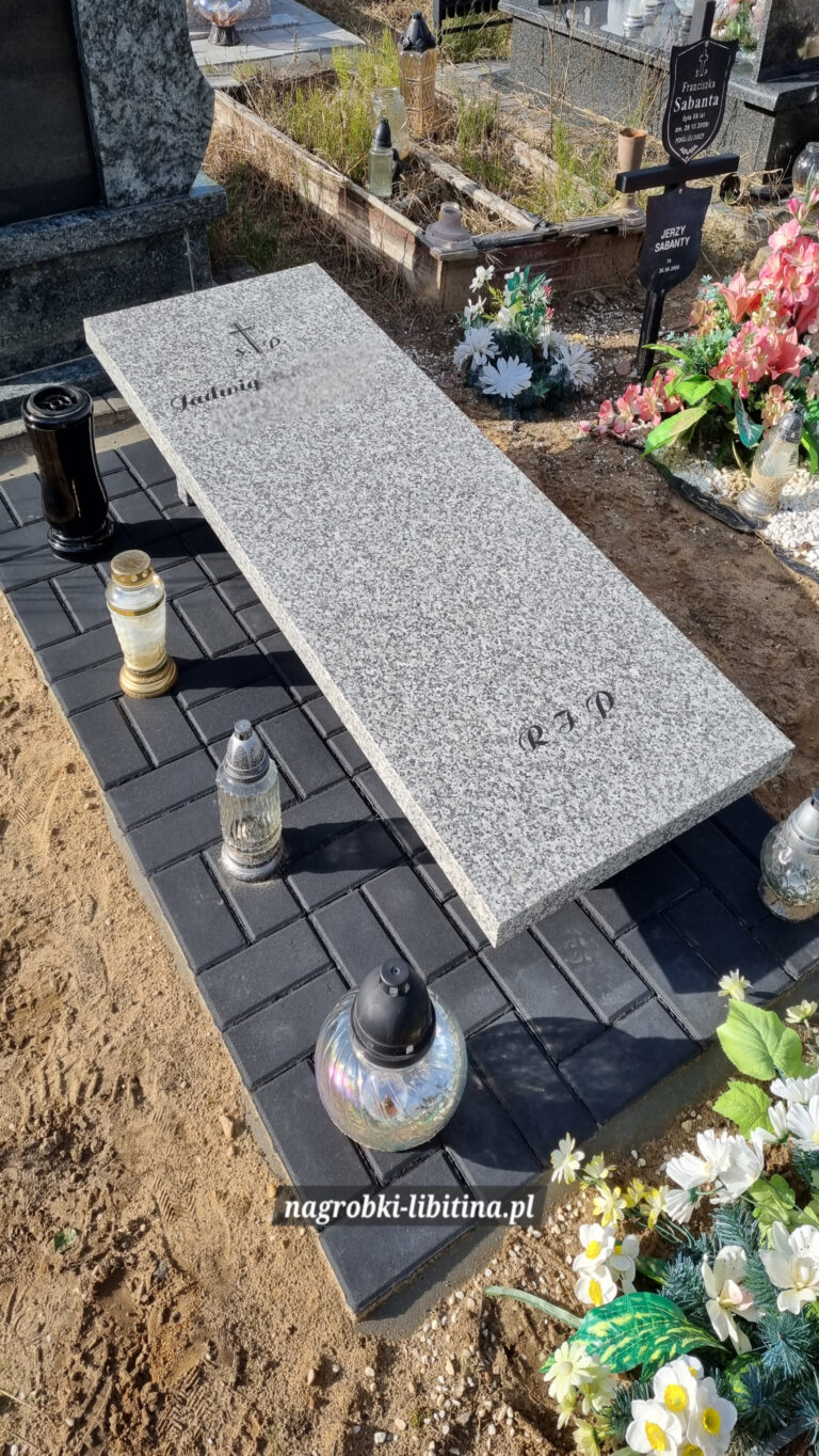 płyta granitowa Strzegom na kostce brukowej - od 3800zł